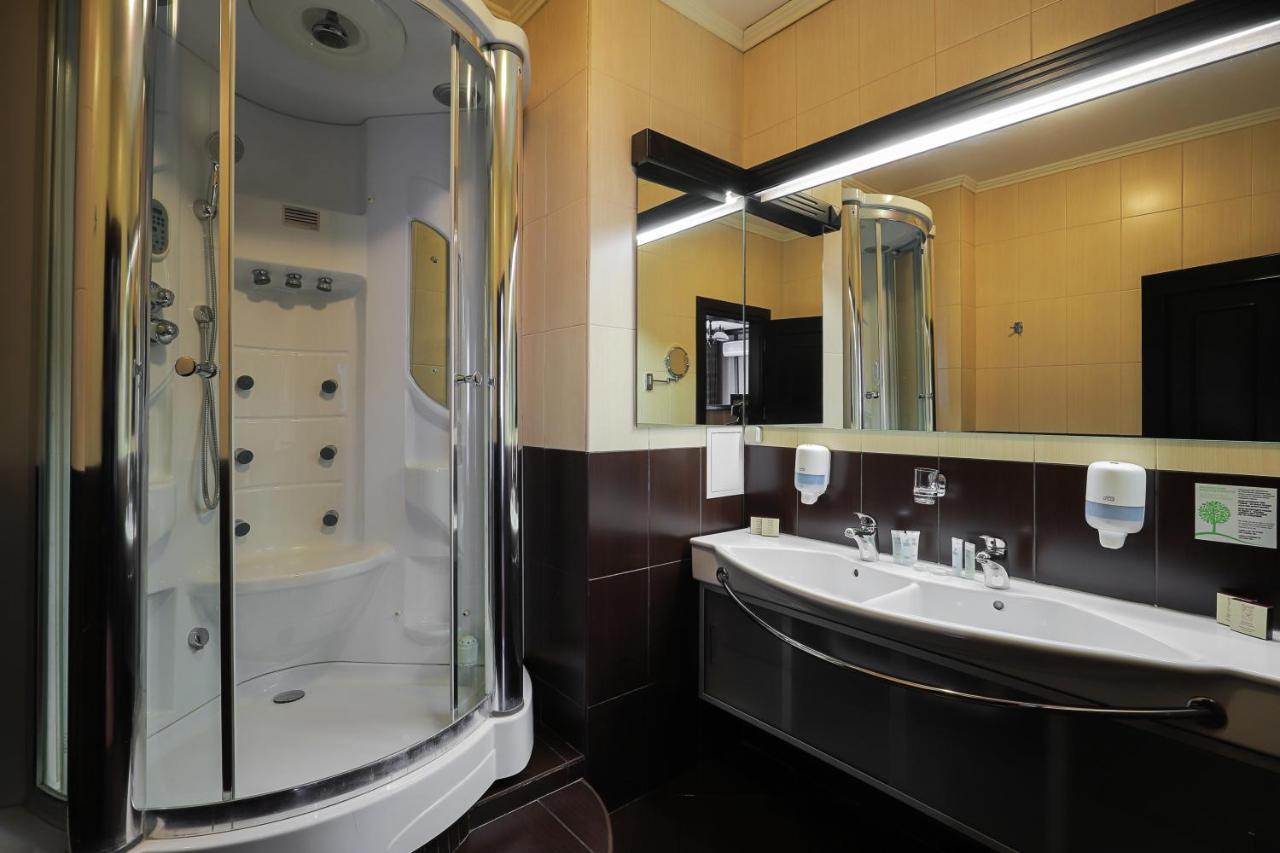 Attache Hotel Kiev Luaran gambar