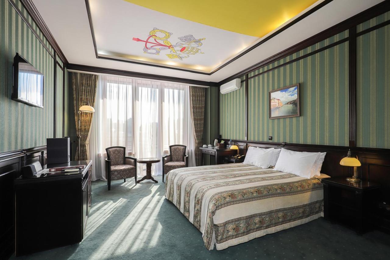 Attache Hotel Kiev Luaran gambar