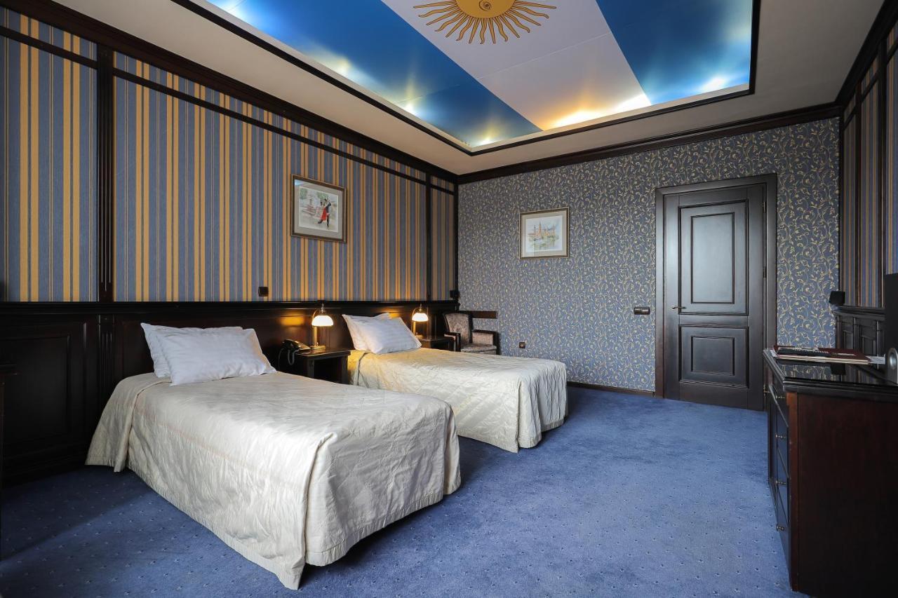 Attache Hotel Kiev Luaran gambar